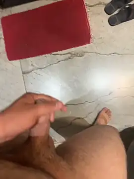 versatile guy01 online show from 10-28-25, 01:43