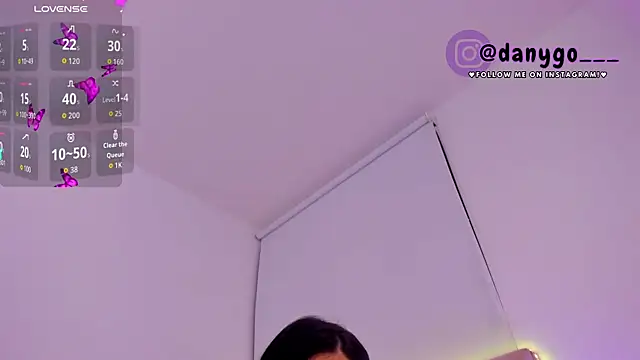 Snapshot of ZarianaEvanz chatting on 10-22-25, 11:14 ZarianaEvanz online show from 10-22-25, 11:14