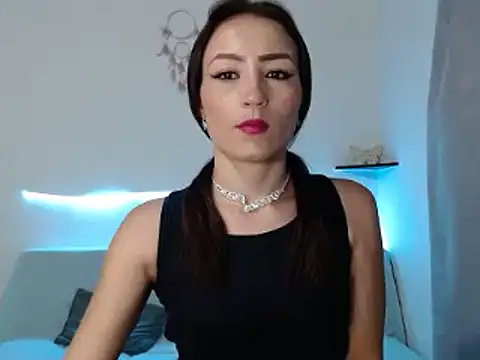 Sara-Guzman1 online show from 01-29-25, 04:05