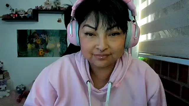 Shaddycute  online show from 03-11-26, 12:10