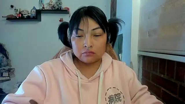 Shaddycute  online show from 04-15-26, 05:39