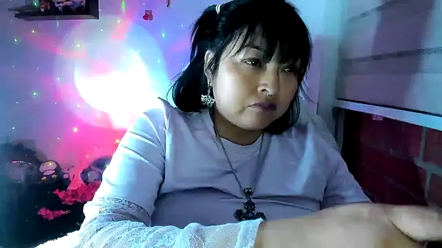Snapshot of Shaddycute_ chatting on 06-28-26, 01:34 Shaddycute online show from 06-28-26, 01:34