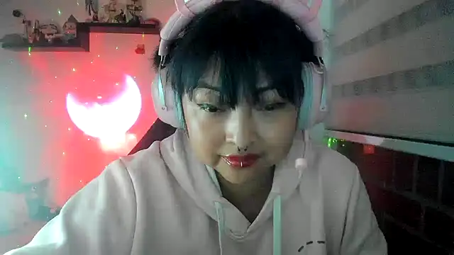 Shaddycute  online show from 03-15-26, 02:51