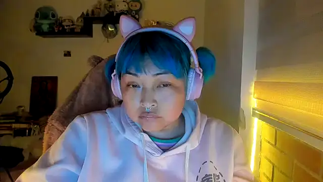 Shaddycute  online show from 01-12-26, 01:34