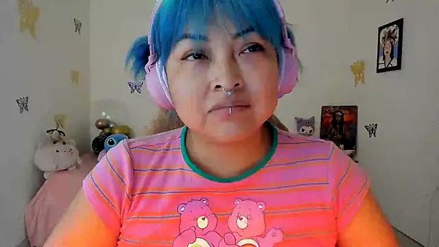 Shaddycute  online show from 09-29-25, 03:06