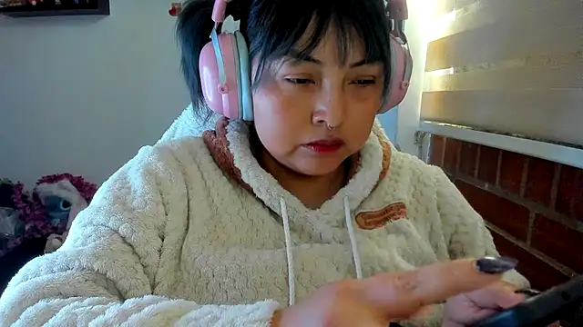 Snapshot of Shaddycute_ chatting on 06-11-26, 04:15 Shaddycute online show from 06-11-26, 04:15