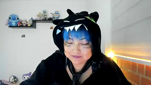 Shaddycute  online show from 11-25-25, 01:50