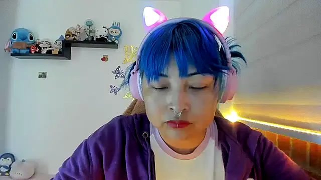 Shaddycute  online show from 11-05-25, 03:59