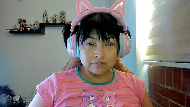 Snapshot of Shaddycute_ chatting on 06-30-26, 06:19 Shaddycute online show from 06-30-26, 06:19