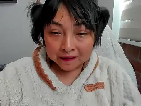 Snapshot of Shaddycute_ chatting on 06-15-26, 06:07 Shaddycute online show from 06-15-26, 06:07