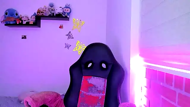 Shaddycute  online show from 11-10-25, 09:53