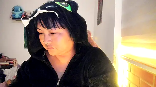 Shaddycute  online show from 02-11-26, 02:28