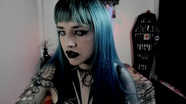 DimmuandDarkness online show from 05-08-26, 06:23