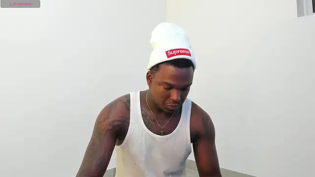 Troykhalil online show from 11-18-25, 01:32