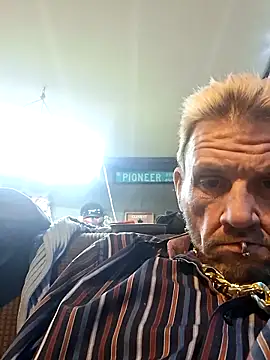 gettinit2wice online show from 12-21-25, 05:47