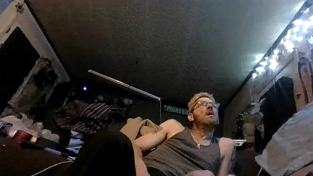 gettinit2wice online show from 12-22-25, 12:49