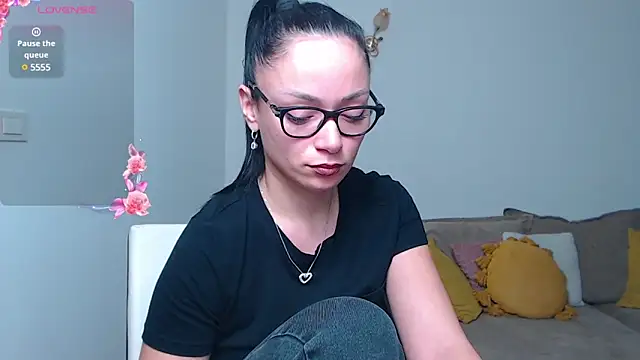 Snapshot of BabySerene chatting on 02-11-25, 06:08 BabySerene online show from 02-11-25, 06:08