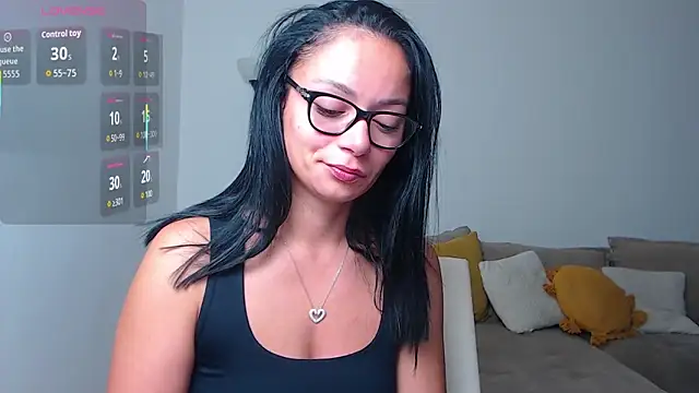 Snapshot of BabySerene chatting on 10-19-25, 12:35 BabySerene online show from 10-19-25, 12:35