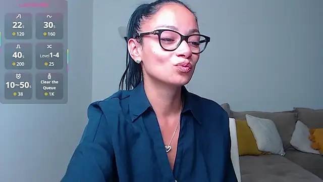 Snapshot of BabySerene chatting on 10-02-25, 12:58 BabySerene online show from 10-02-25, 12:58