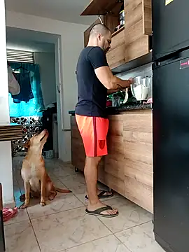 LEIRIS Y FRED 01 online show from 12-16-25, 03:38