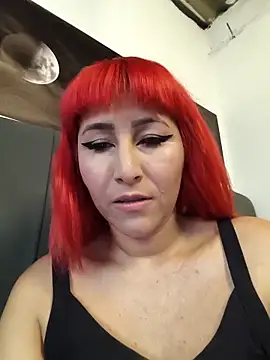 florecita9 online show from 02-18-26, 05:09