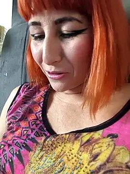 florecita9 online show from 10-25-25, 06:08