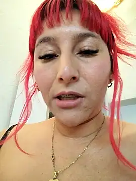 Snapshot of florecita9 chatting on 05-15-26, 05:22 florecita9 online show from 05-15-26, 05:22
