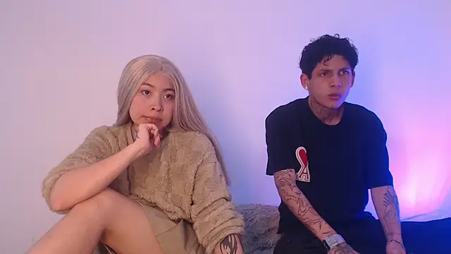 Sebas And Mila online show from 09-19-25, 07:29