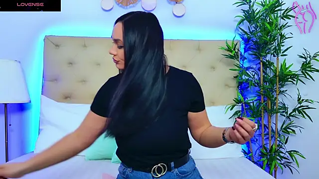 DaliyaArabian online show from 10-29-25, 01:10