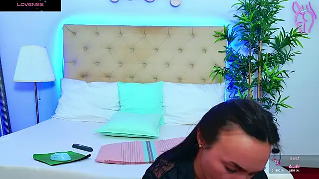 DaliyaArabian online show from 09-26-25, 12:12