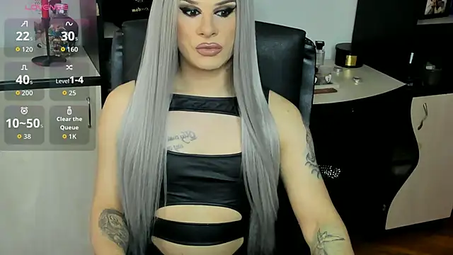 EvelynLexy online show from 05-17-26, 04:18