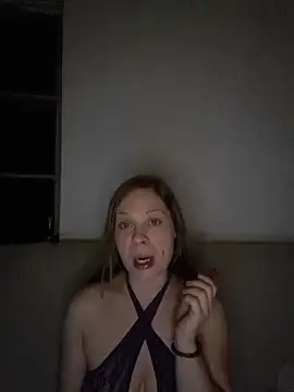 katiestevens online show from 12-20-25, 10:34