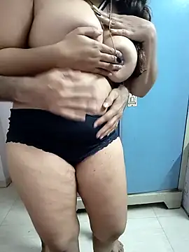 couple00795 online show from 01-10-25, 10:15