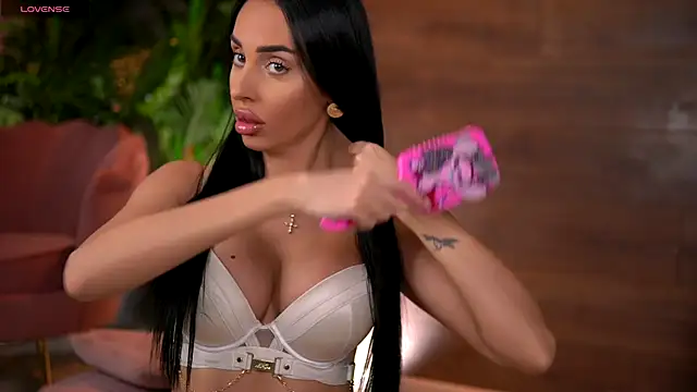 KairaAndrews online show from 12-02-25, 07:37