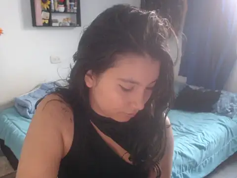 HannaKlein online show from 01-17-26, 02:09