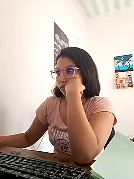 HannaKlein online show from 02-17-25, 07:01