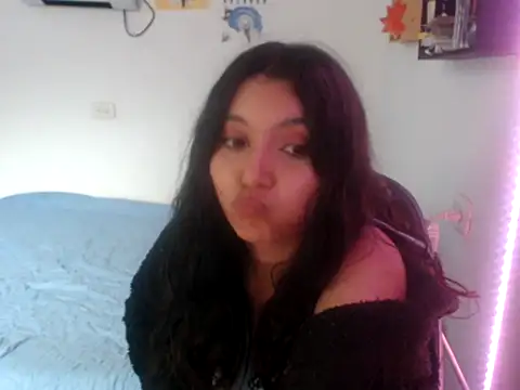 HannaKlein online show from 09-08-25, 05:34