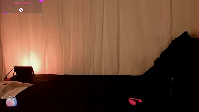 caro03x online show from 10-17-25, 02:59