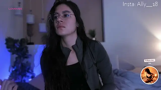 Snapshot of Ally_addams chatting on 02-23-25, 03:45 Ally addams online show from 02-23-25, 03:45