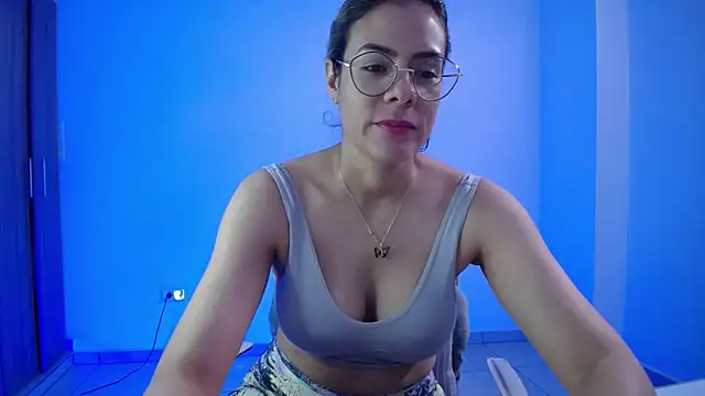 candydowson1 online show from 10-11-25, 04:19