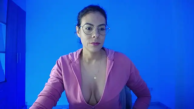 candydowson1 online show from 12-02-25, 11:23