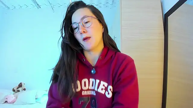 Elle Lee  online show from 02-12-26, 03:01