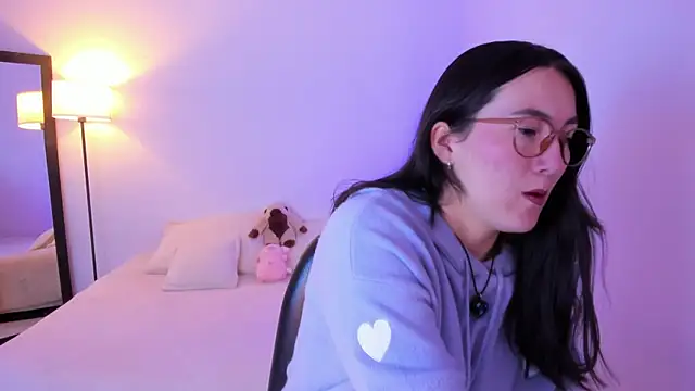 Elle Lee  online show from 03-01-26, 09:09