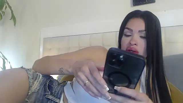  Pamela doll online show from 04-28-26, 12:09