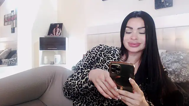  Pamela doll online show from 03-07-25, 12:58