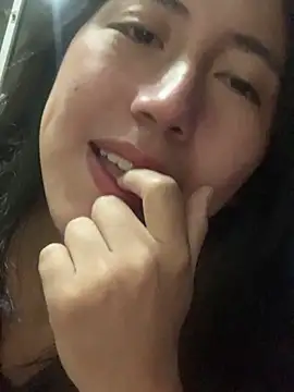 sarah12333 online show from 05-18-26, 03:28