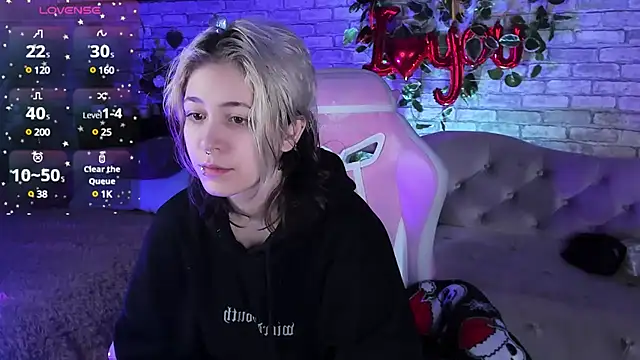 Alex Howell online show from 03-11-25, 08:42