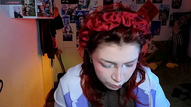 Alex Howell online show from 11-22-25, 08:08