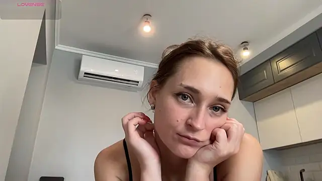 Pavlyna online show from 09-16-25, 01:45