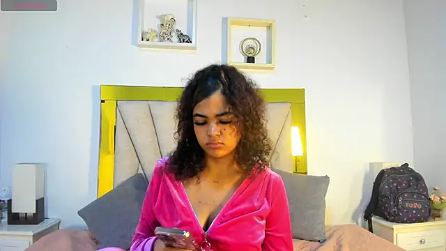 vahiolet fuentes online show from 04-10-26, 03:02